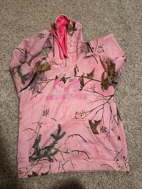 Realtree Pink Camo Hooded Sweatshirt with Logo